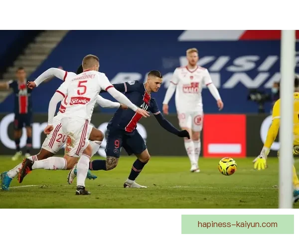 布雷斯特俱乐部发展历程与文化特色探析：从地方足球到国际舞台的崛起