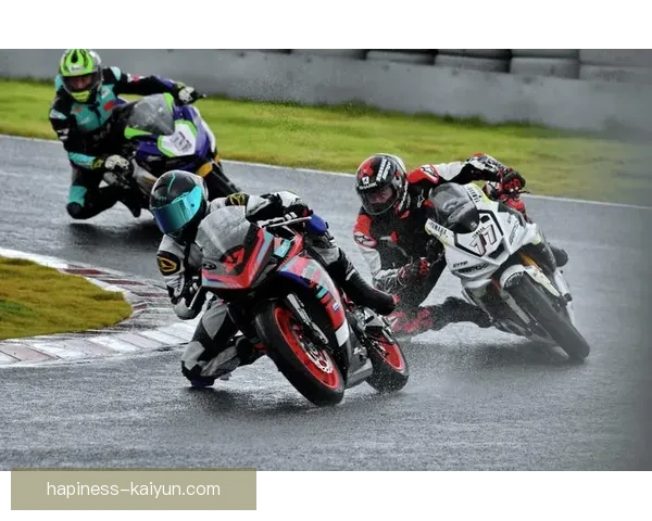 摩托车大奖赛赛季开幕 前三站精彩赛事回顾与展望