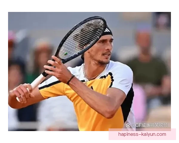 世界网球名将激战法网 新星崛起引发赛场热议