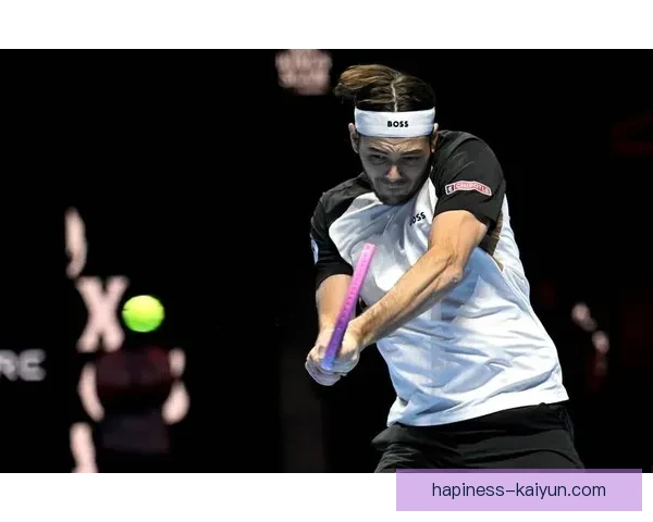 网球赛场最新动态：顶尖选手激战四大满贯争夺荣耀