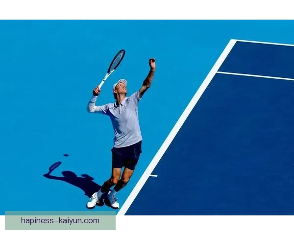 网球赛场风云再起顶尖球星鏖战大满贯精彩瞬间回顾