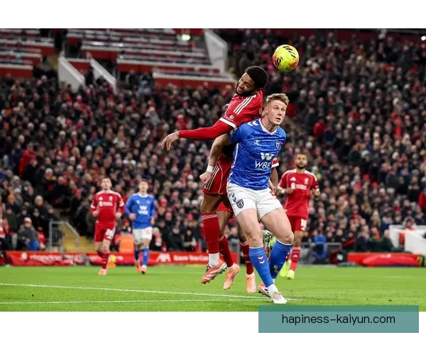 桑德兰俱乐部重返英超之路探秘：历史辉煌与未来挑战并行